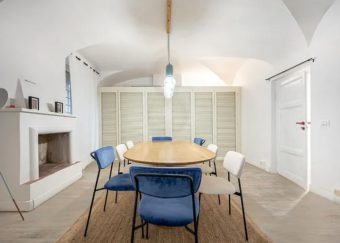 Stunning Loft Near Colosseum And Termini Station Wifi Ac * Rome