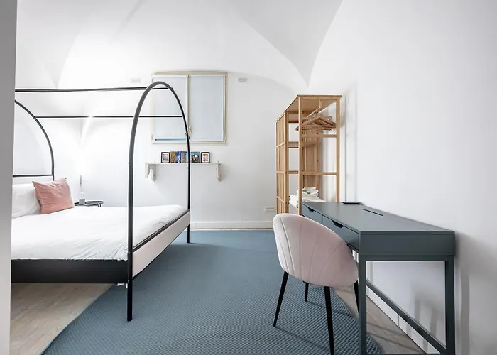 Stunning Loft Near Colosseum And Termini Station Wifi Ac Apartment *