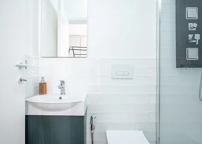 Stunning Loft Near Colosseum And Termini Station Wifi Ac * Rome