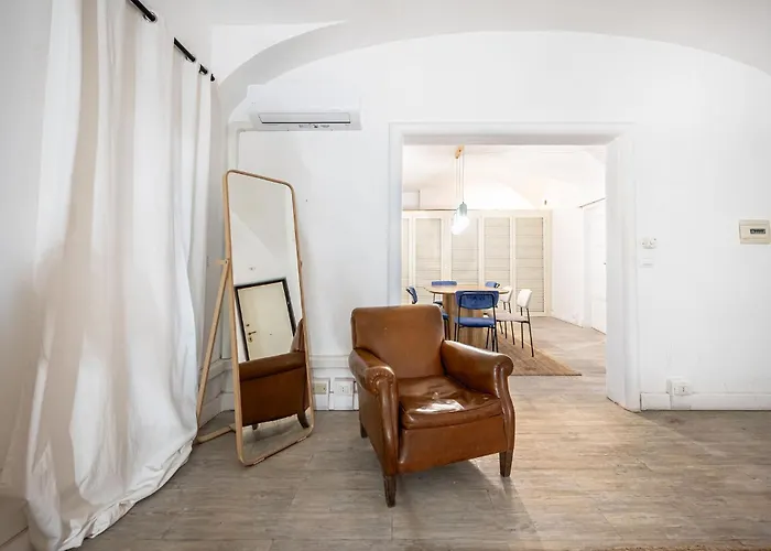 Stunning Loft Near Colosseum And Termini Station Wifi Ac Apartamento Roma