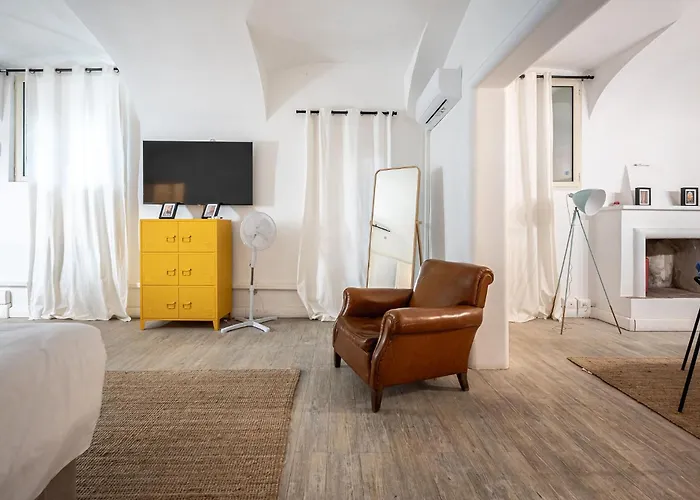 Stunning Loft Near Colosseum And Termini Station Wifi Ac Rome