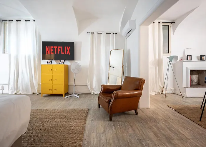 Stunning Loft Near Colosseum And Termini Station Wifi Ac Apartamento